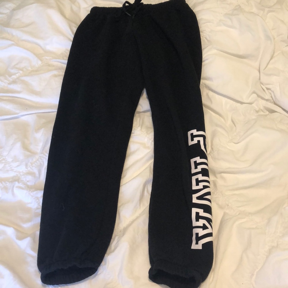 Black Pink Sweats